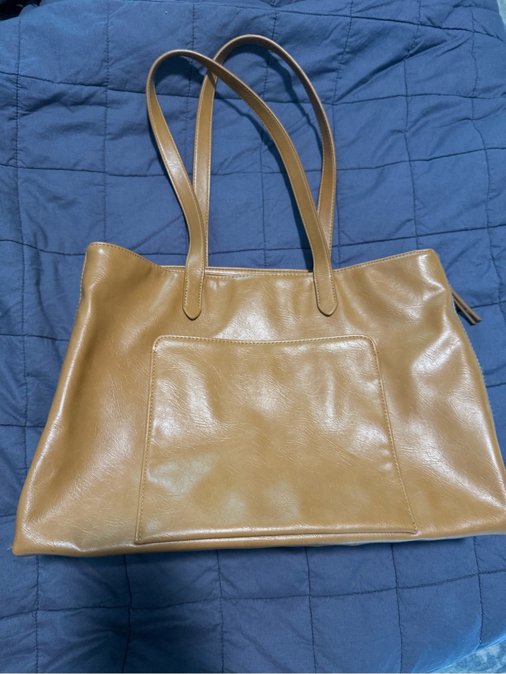 Universal Thread Tan Faux Leather Shoulder Tote